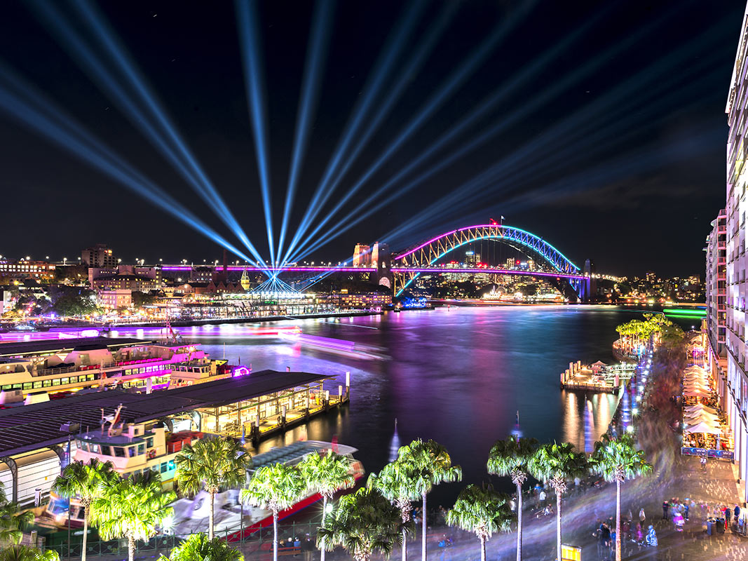 how-to-take-the-best-photos-during-vivid-sydney