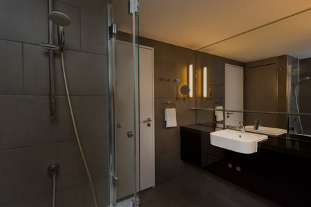 Adina Apartment Hotel Berlin Hackescher Markt Online Buchung