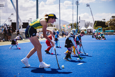 Tassie kids take the field with Australia's best at inaugural Adina Community Clinic in Hobart