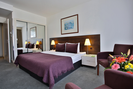 Adina Apartment Hotel Budapest Best Rate Guaranteed - 