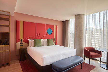 quincy-hotel-melbourne-hosier-club-room-02-2021-450x300.jpg