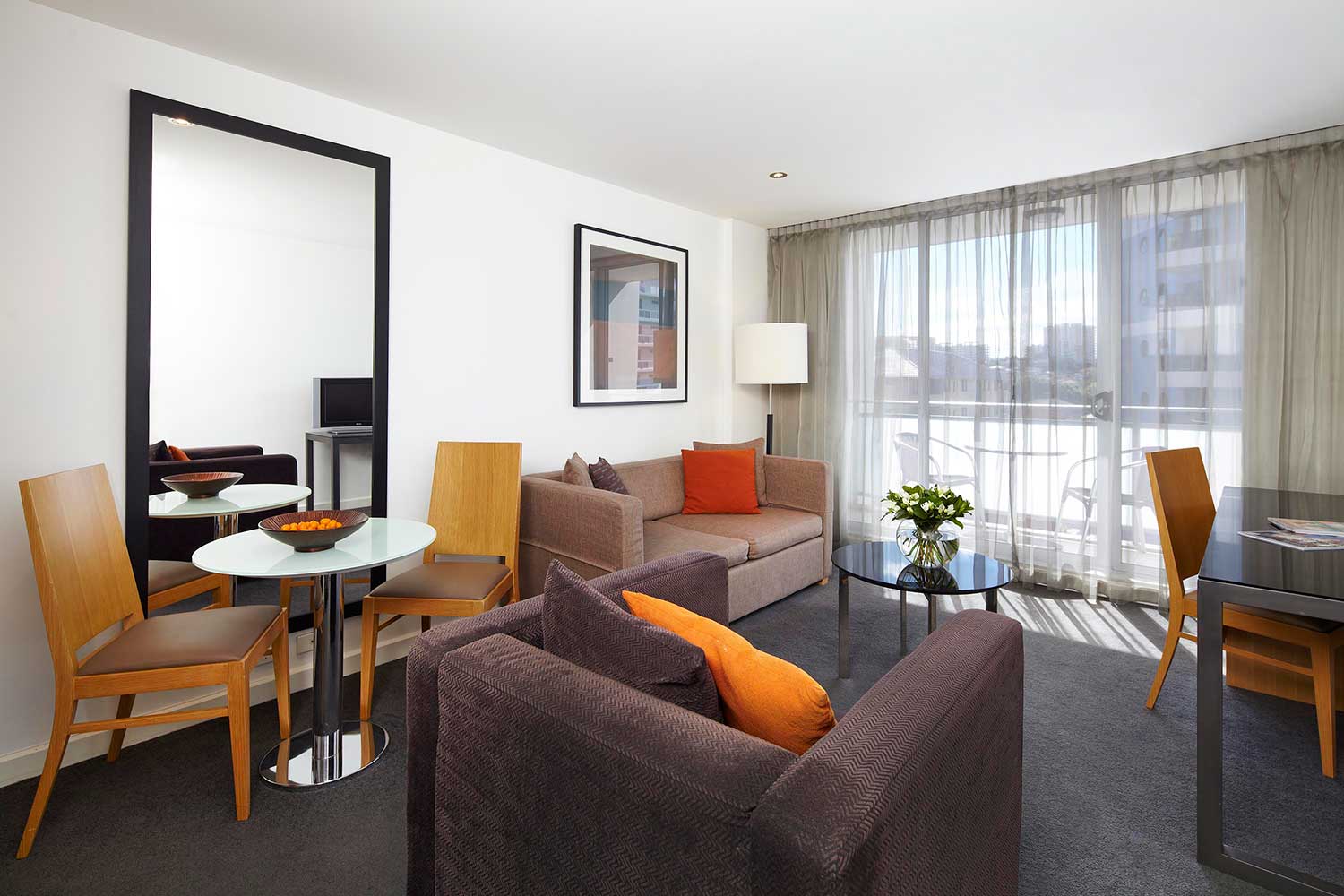 Adina Apartment Hotel Wollongong 2 Bedroom Queen King Or Twin