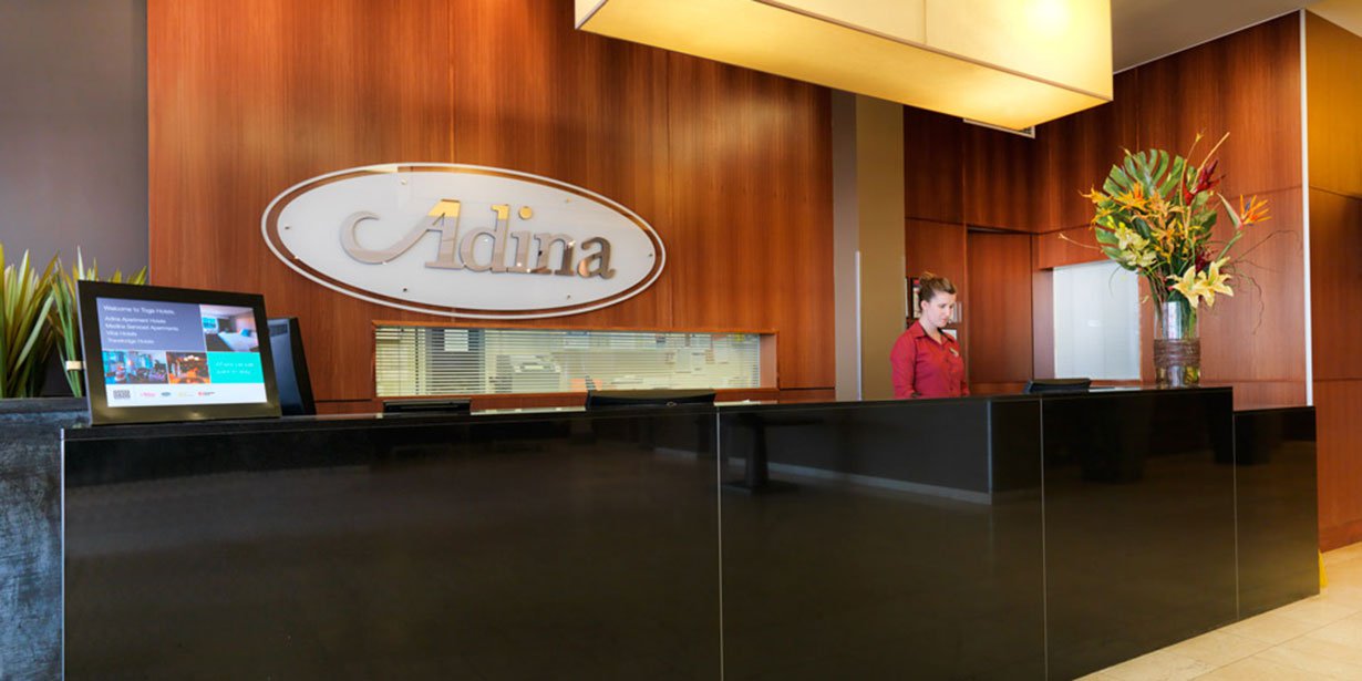 Adina Apartment Hotel Melbourne On Flinders Official Site Book Adina Melbourne Flinders Street Apartment Hotel Reception 1